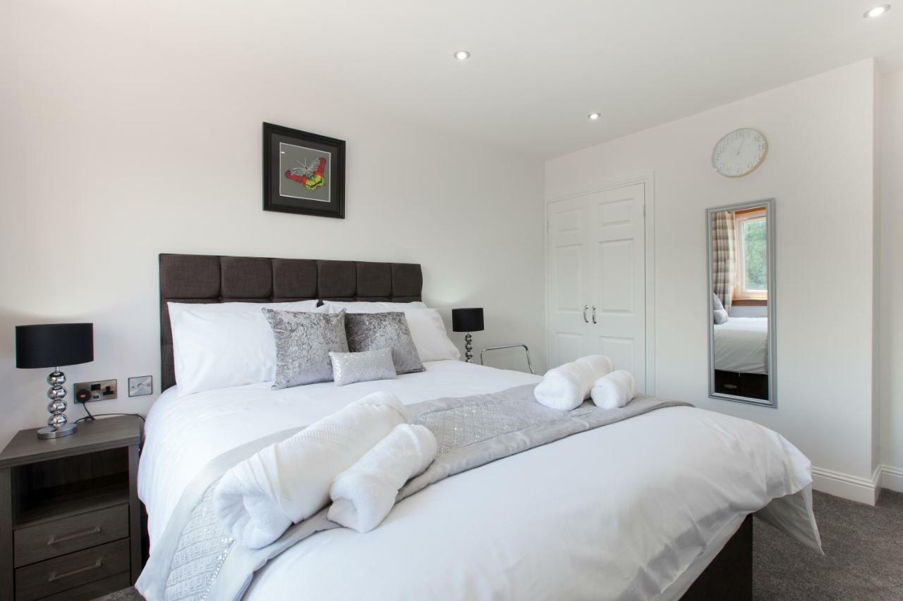 Leys Park Executive Apartments Dunfermline Exteriör bild